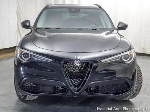 2021 Alfa Romeo Stelvio Base