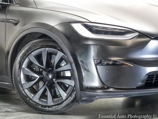 2022 Tesla Model X Base