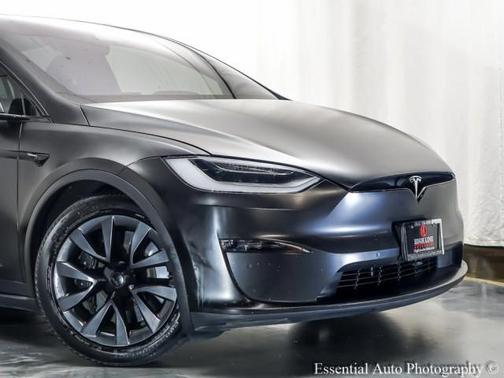 2022 Tesla Model X Base