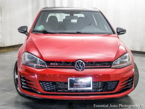 2017 Volkswagen Golf GTI SE 4-Door
