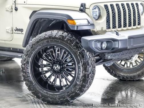 2020 Jeep Gladiator Sport