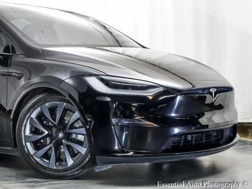 2022 Tesla Model X Plaid