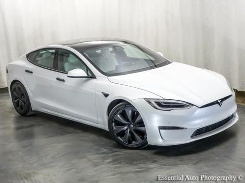 2022 Tesla Model S Base