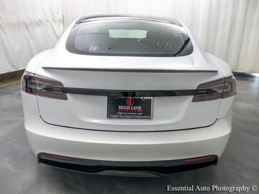 2021 Tesla Model S Plaid