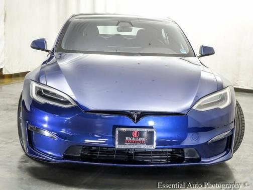 2022 Tesla Model S Base