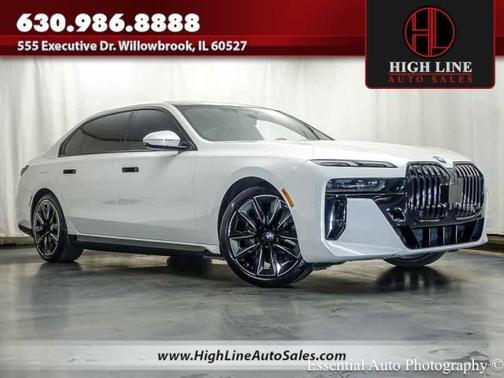 Alpine White 2024 BMW i7 eDrive50