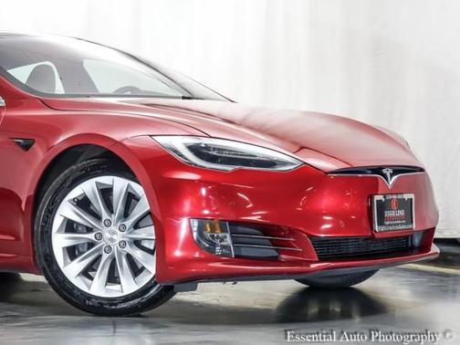 2020 Tesla Model S Long Range Plus