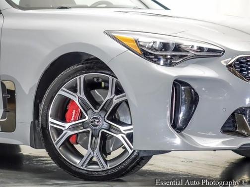 2019 Kia Stinger GT2