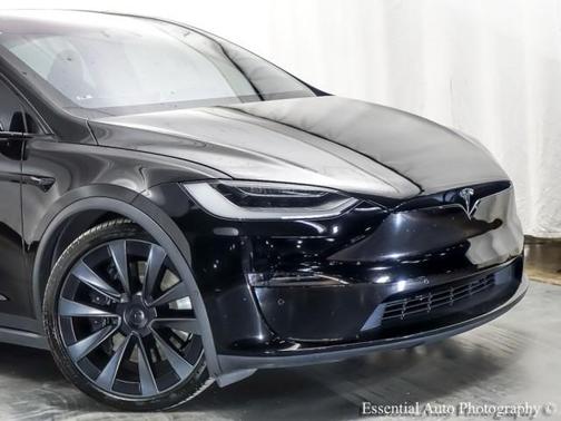 2022 Tesla Model X Base