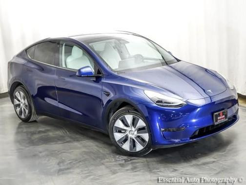 2023 Tesla Model Y Long Range
