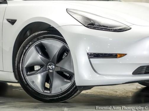 Pearl White Multi 2023 Tesla Model 3 Base