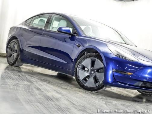 2022 Tesla Model 3 Long Range