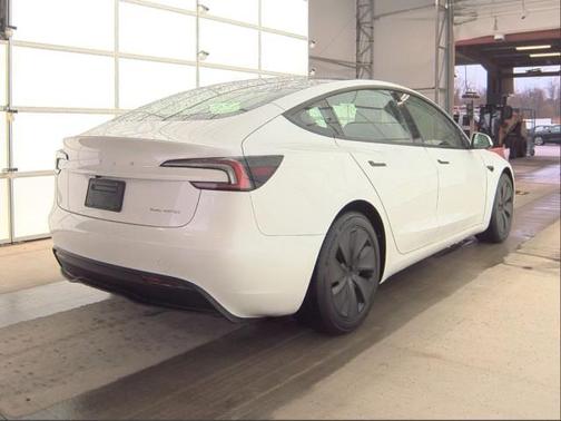 2024 Tesla Model 3 Long Range