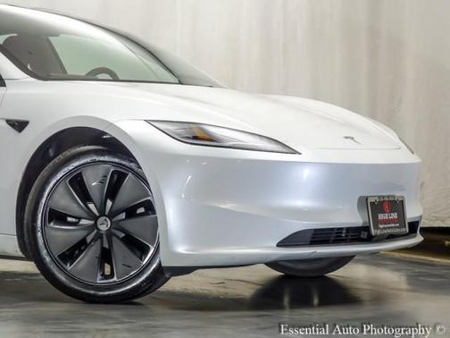 2024 Tesla Model 3 Long Range