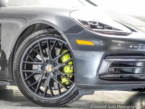 2019 Porsche Panamera E-Hybrid 4