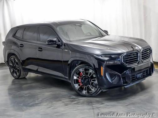 2023 BMW XM Base