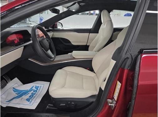 2023 Tesla Model S HW4