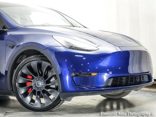 Deep Blue Metallic 2023 Tesla Model Y Performance