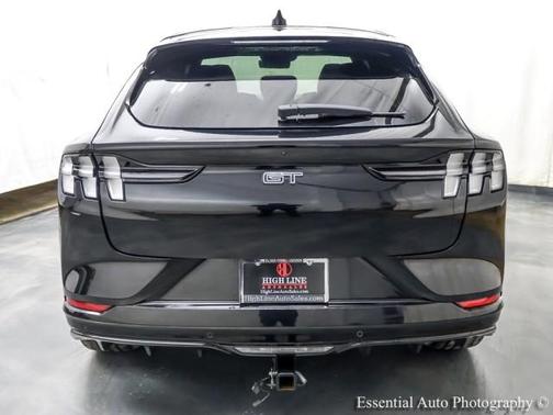 2022 Ford Mustang Mach-E GT