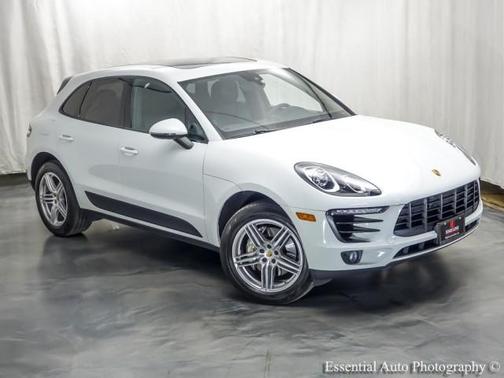 White 2017 Porsche Macan S