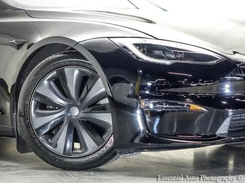Black 2023 Tesla Model S HW4