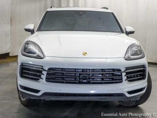 2023 Porsche Cayenne Platinum Edition