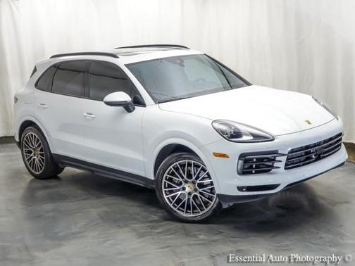 2023 Porsche Cayenne Platinum Edition