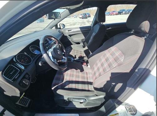 2018 Volkswagen Golf GTI 2.0T S 4-Door