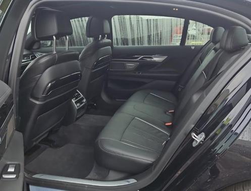 2019 BMW 750 i xDrive