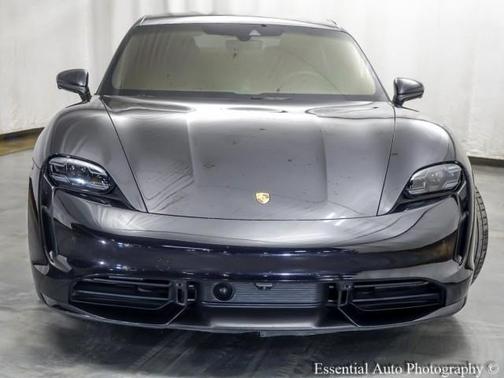 2020 Porsche Taycan Turbo