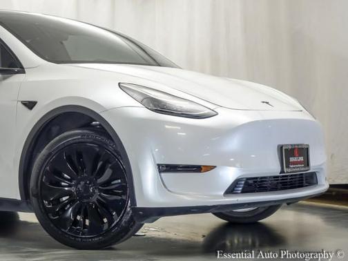 2022 Tesla Model Y Long Range