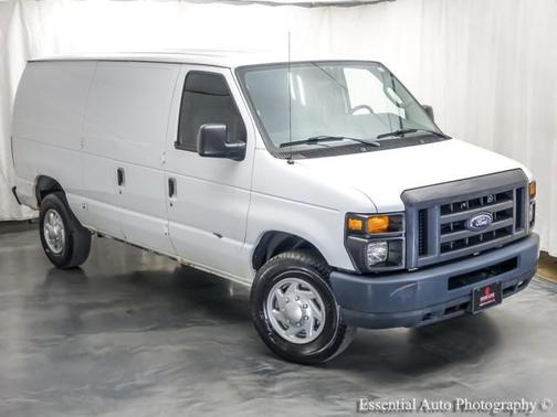 Oxford White 2013 Ford E250 RECREATIONAL