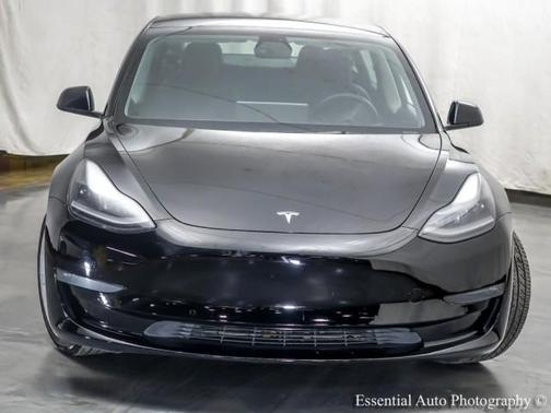 Black 2022 Tesla Model 3 Long Range