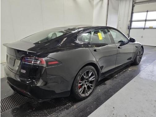 2025 Tesla Model S Plaid