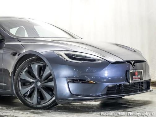 2022 Tesla Model S Base
