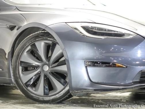 2022 Tesla Model S Base
