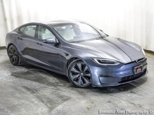 2022 Tesla Model S Base