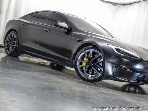 2022 Tesla Model S Plaid