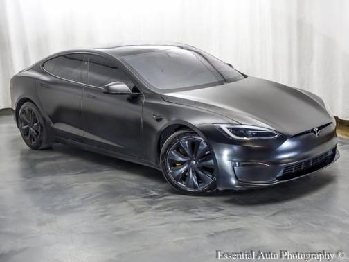 2022 Tesla Model S Plaid