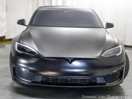 2022 Tesla Model S Plaid