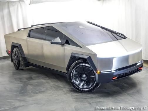 2024 Tesla Cybertruck Cyberbeast