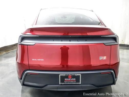 2026 Tesla Model Y Long Range