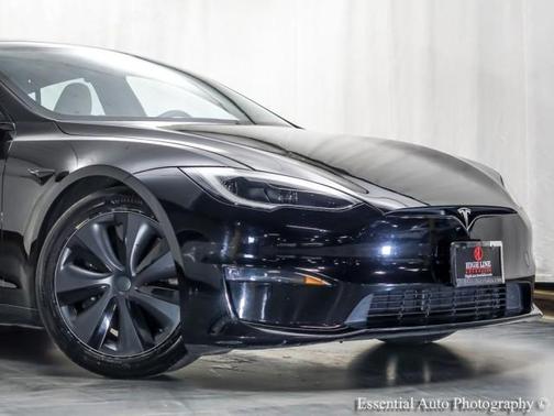 Black 2023 Tesla Model S HW4