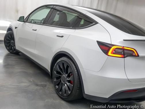 2022 Tesla Model Y Performance