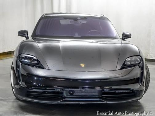 2022 Porsche Taycan Base
