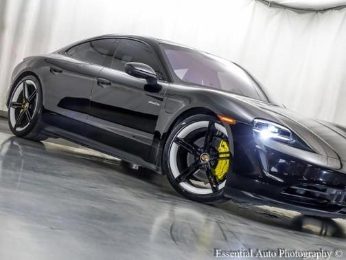 2022 Porsche Taycan Base