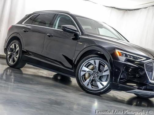 2021 Audi e-tron Premium