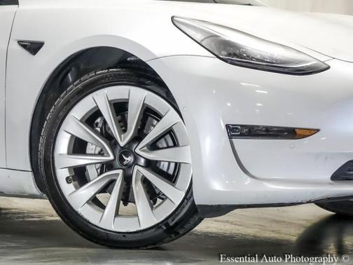 2022 Tesla Model 3 Base