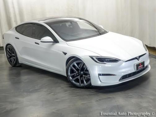 Pearl White Multi 2023 Tesla Model S HW4