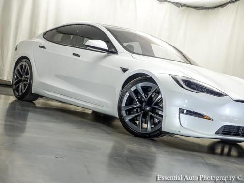 Pearl White Multi 2023 Tesla Model S HW4